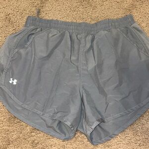 Grey Underarmor shorts Medium